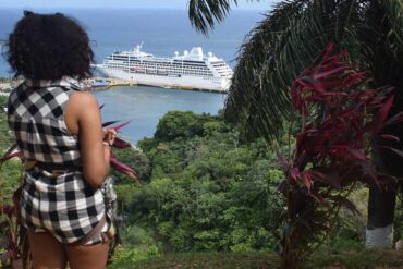 roatan zipline tours