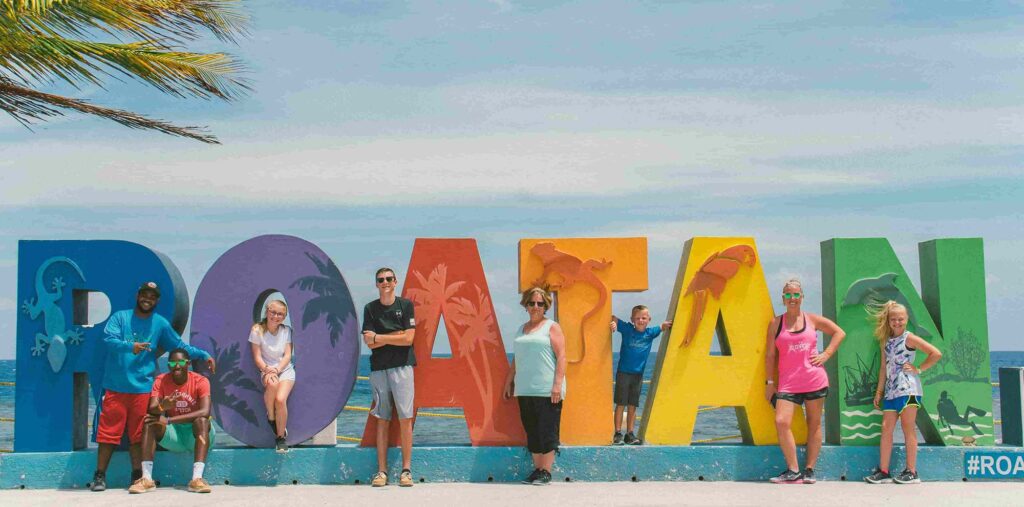 roatan-sign